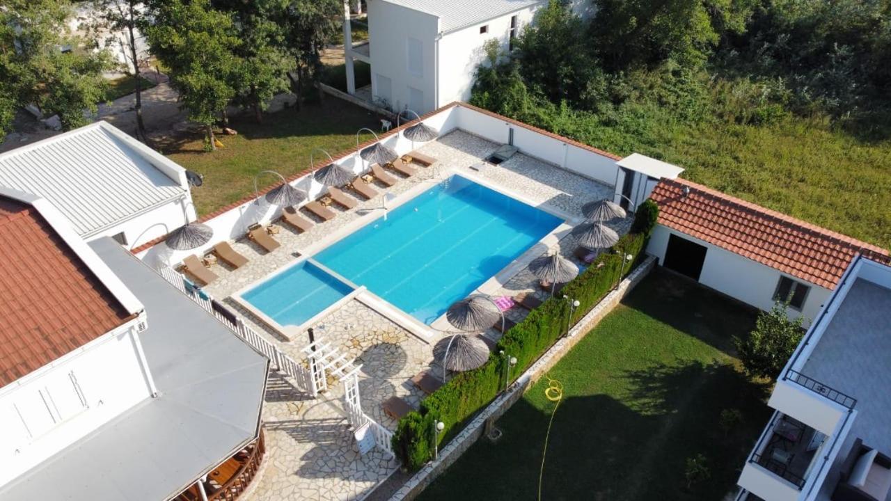 Residence Leora Улцинь Экстерьер фото