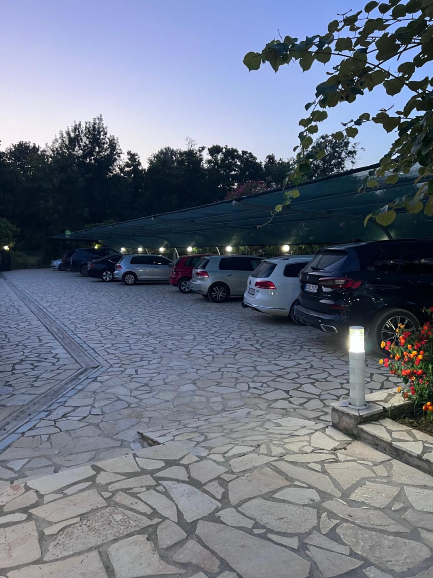 Residence Leora Улцинь Экстерьер фото