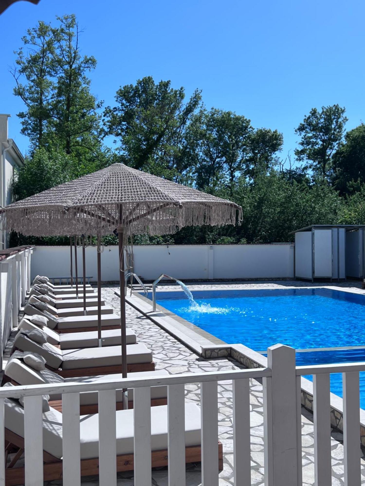 Residence Leora Улцинь Экстерьер фото